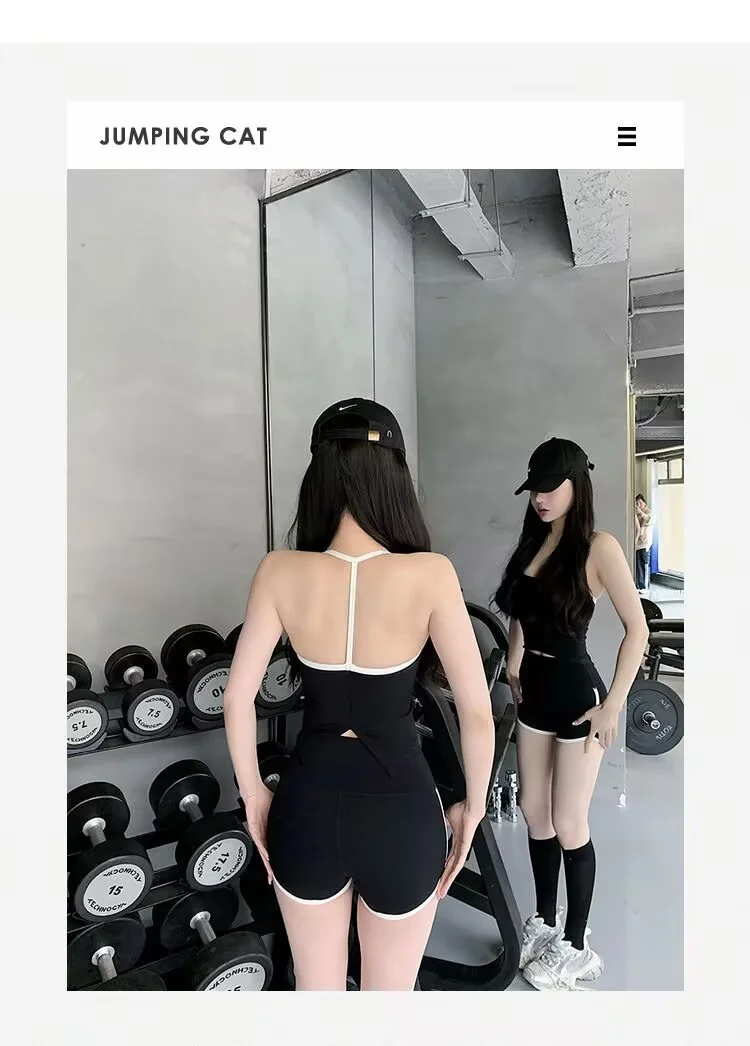 健身房美女瑜伽服全黑穿搭，太显身材了