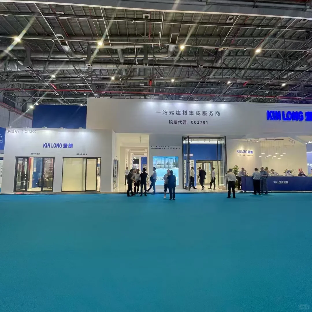 上海国家会展中心木结构特展快展展位搭建
