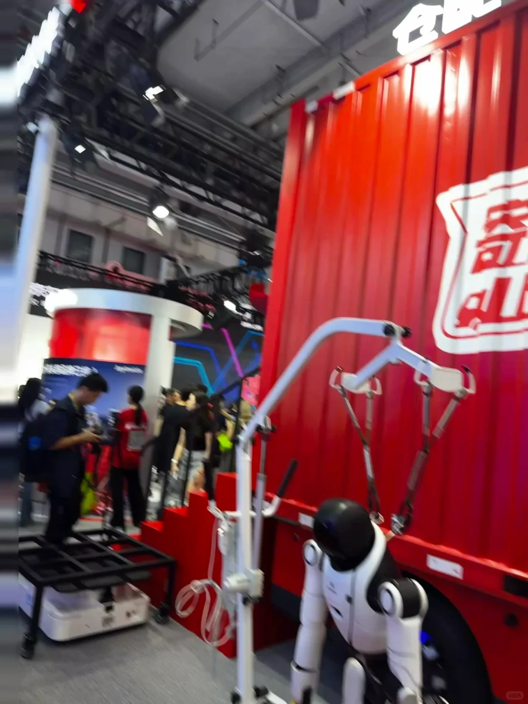 北京亦创国际会展中心！来这里看机器人真的