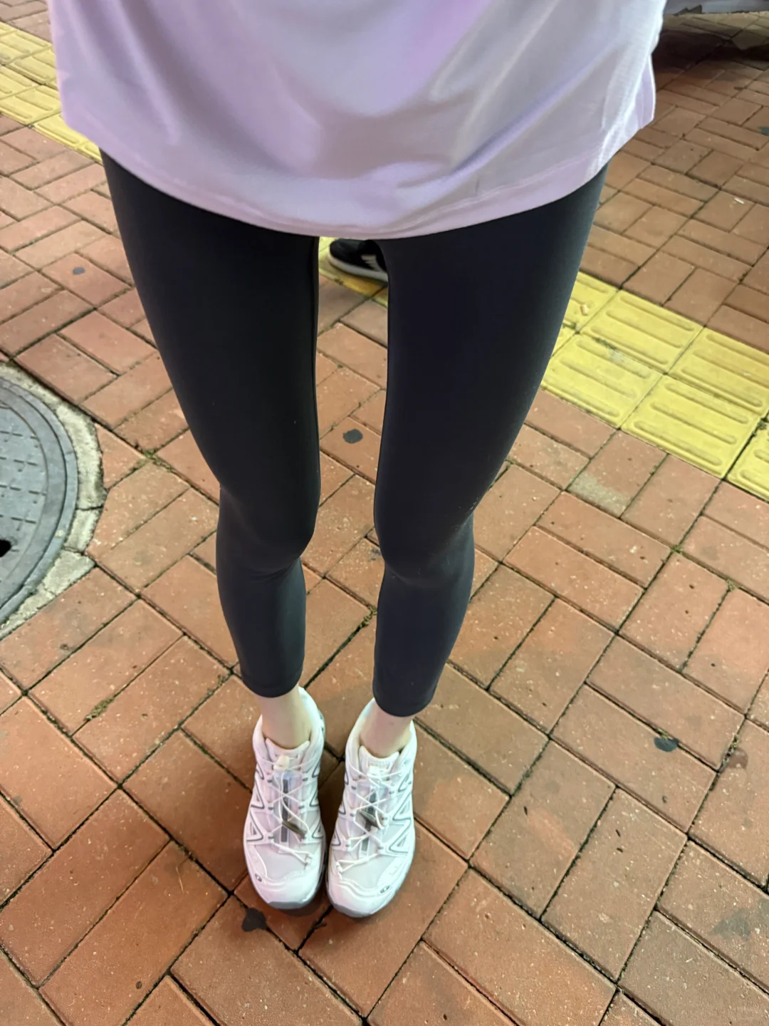lulu瑜伽裤让我小腿肌肉暂时消失了