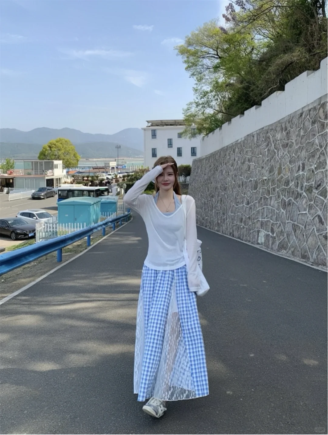 ?海边ootd｜这套三件套直接封神！防晒又上镜