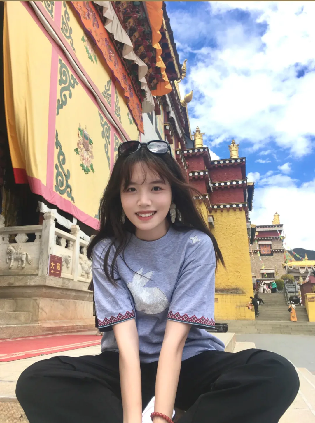 哪个穿搭更有人妻感？