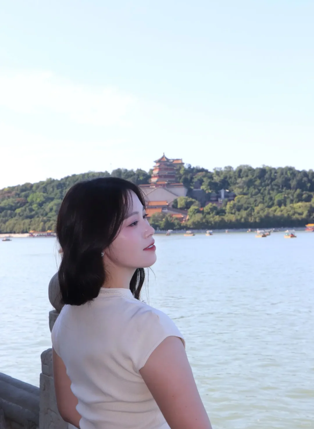 哪个穿搭更有人妻感？