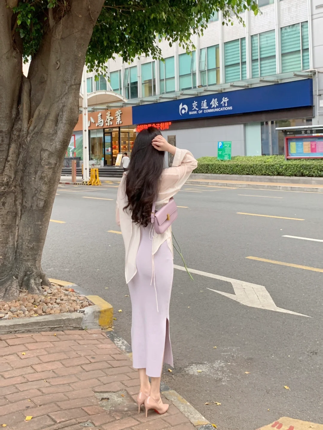 不得不承认此刻我心动了