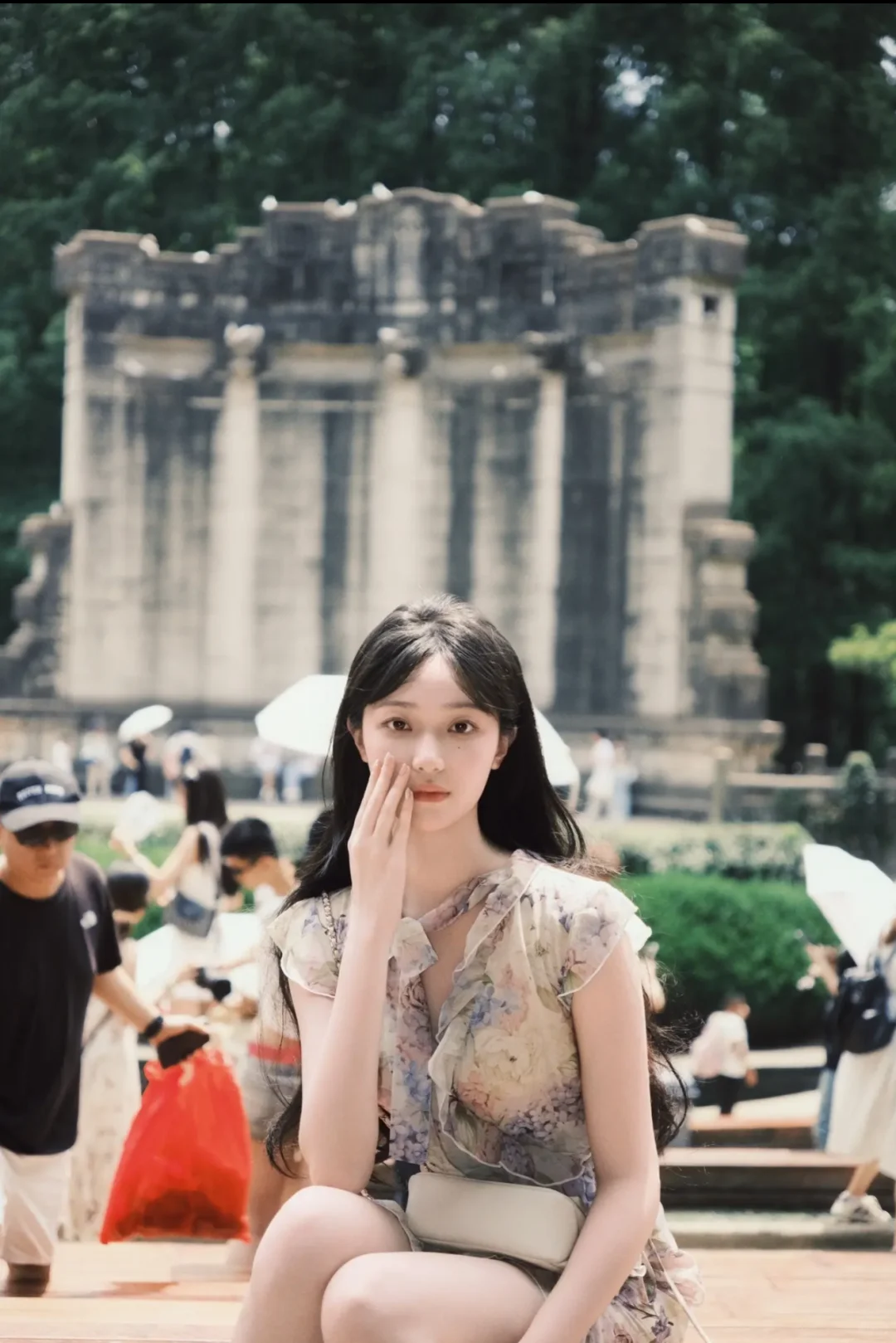 哪个穿搭更有人妻感？