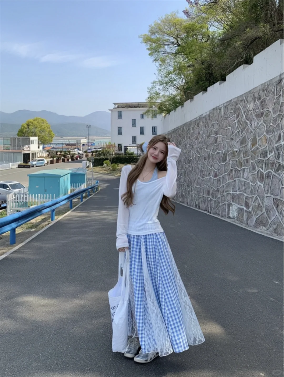 ?海边ootd｜这套三件套直接封神！防晒又上镜
