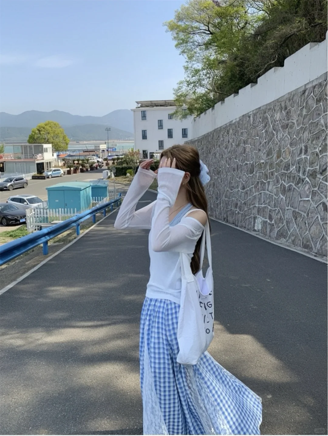 ?海边ootd｜这套三件套直接封神！防晒又上镜