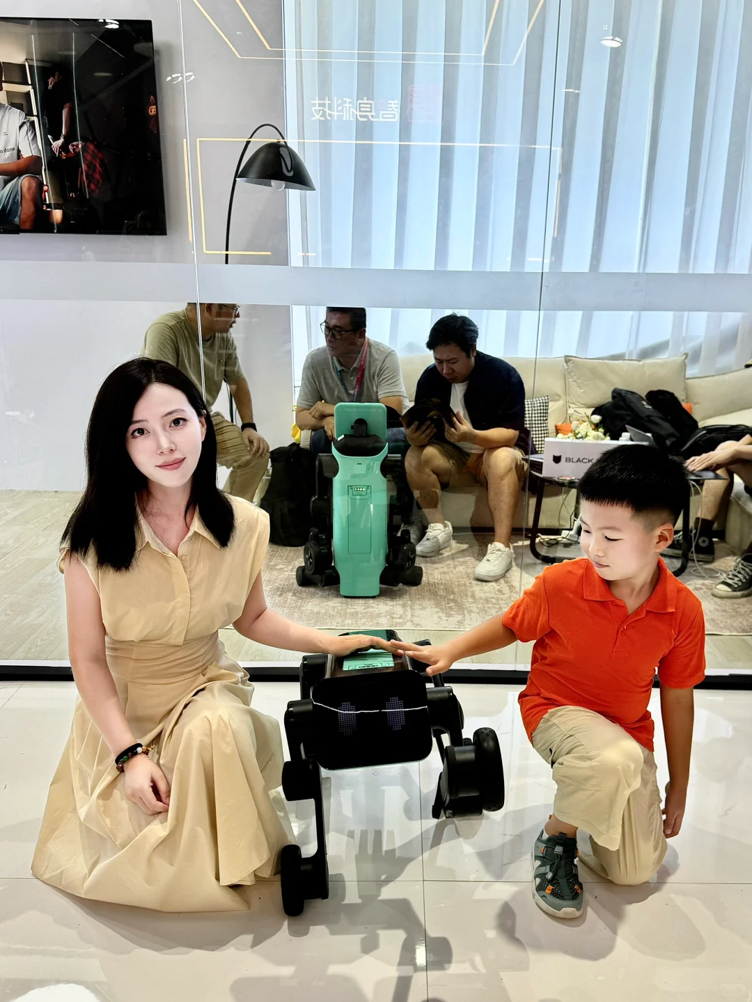 北京遛娃|在世界机器人大会感受科技力量