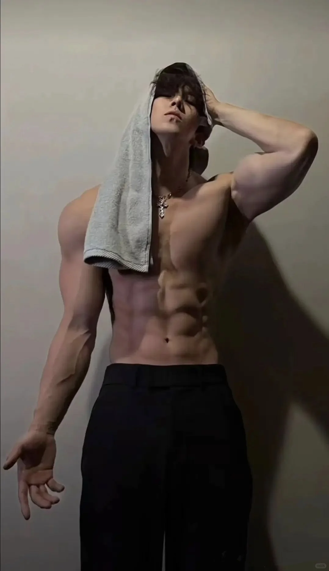 ?打造完美身材，健身计划助你成为更好的自