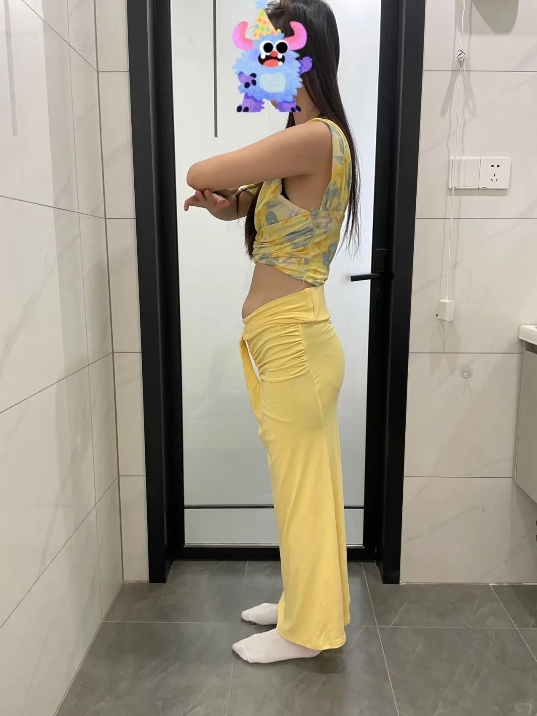 被朋友偷拍了！还以为我穿上很好看