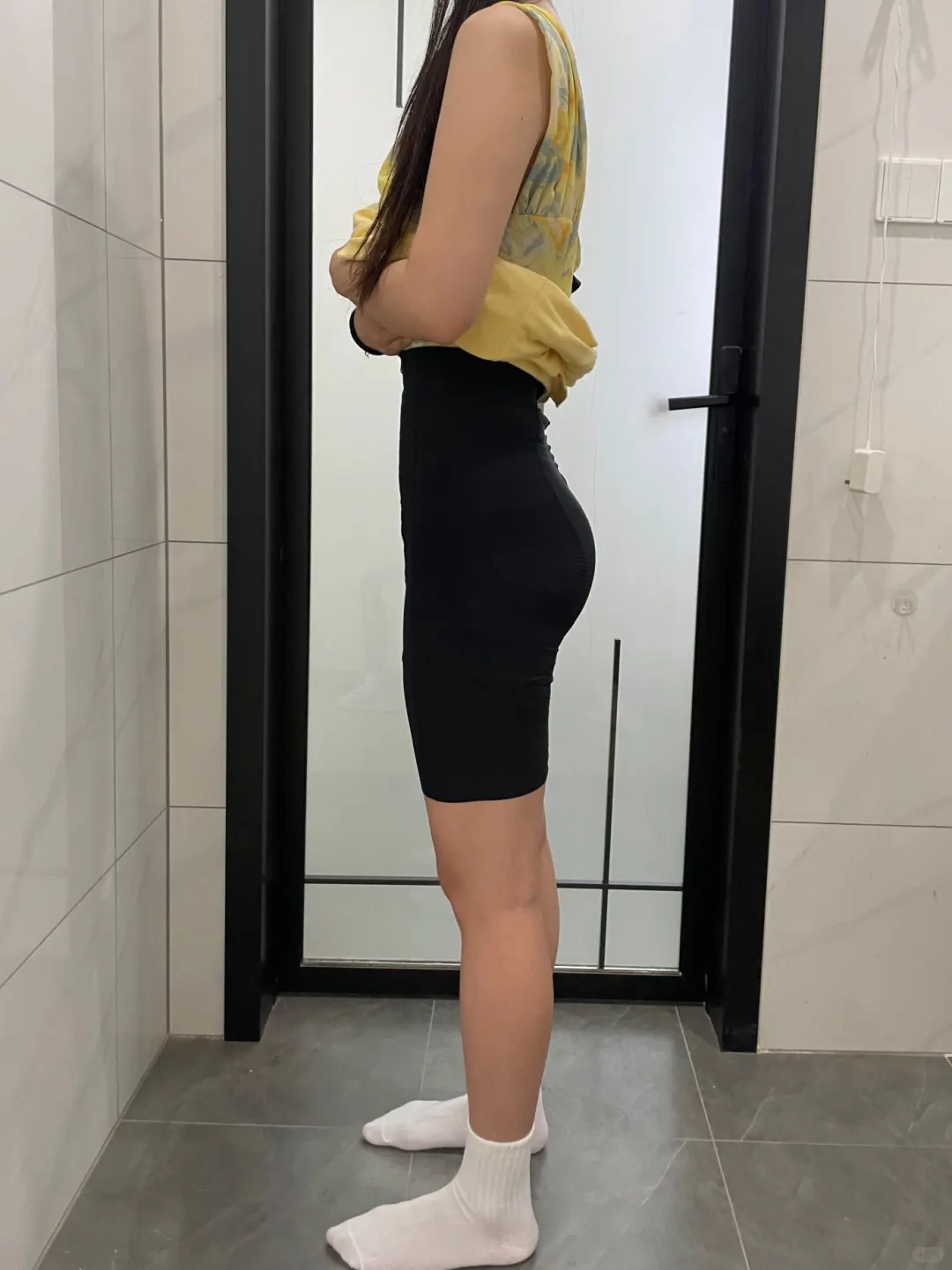 被朋友偷拍了！还以为我穿上很好看