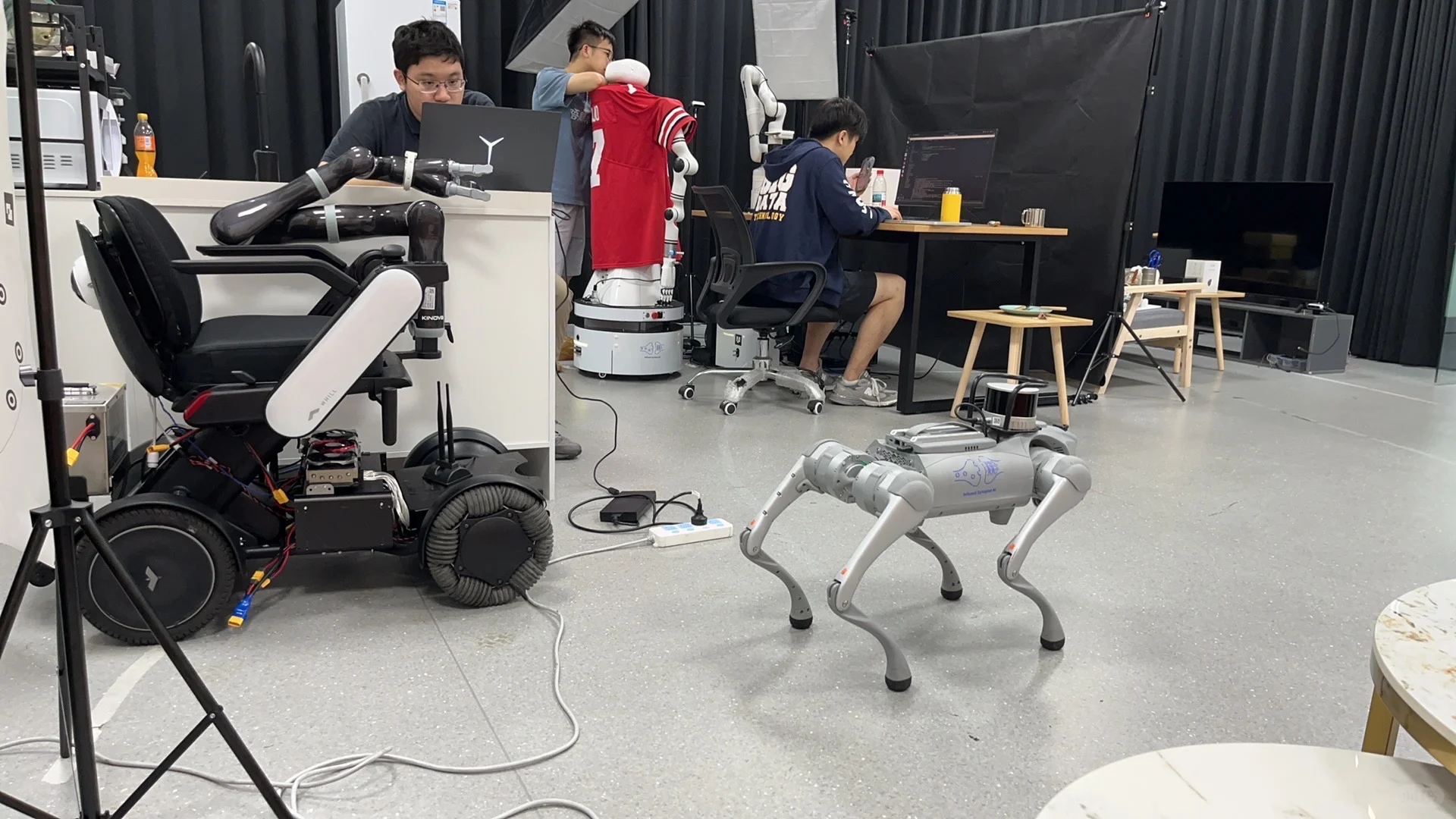 2025贵州大数据产业博览会参展准备日常