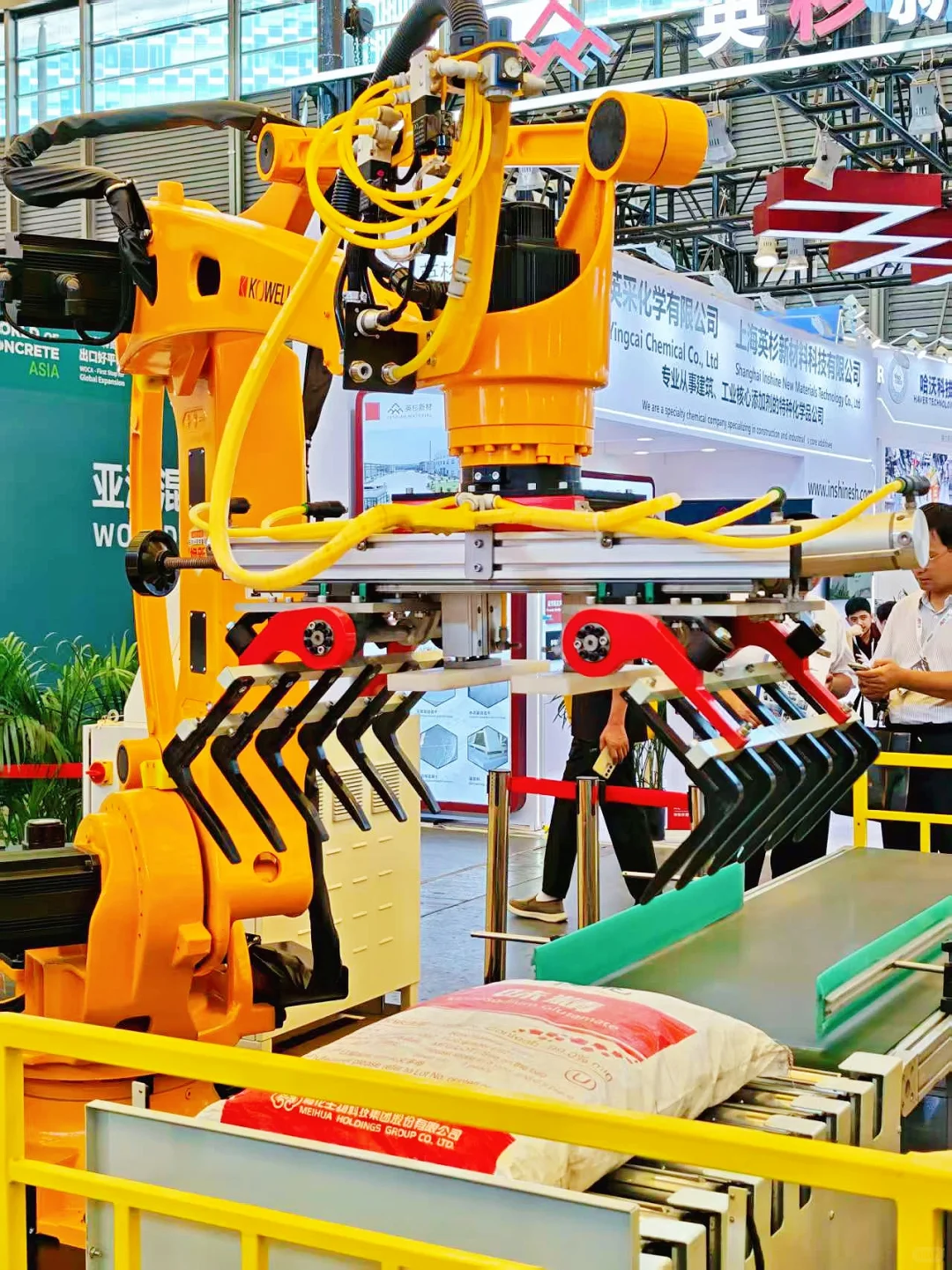 这些机器人也太可爱了吧！三倍快乐～