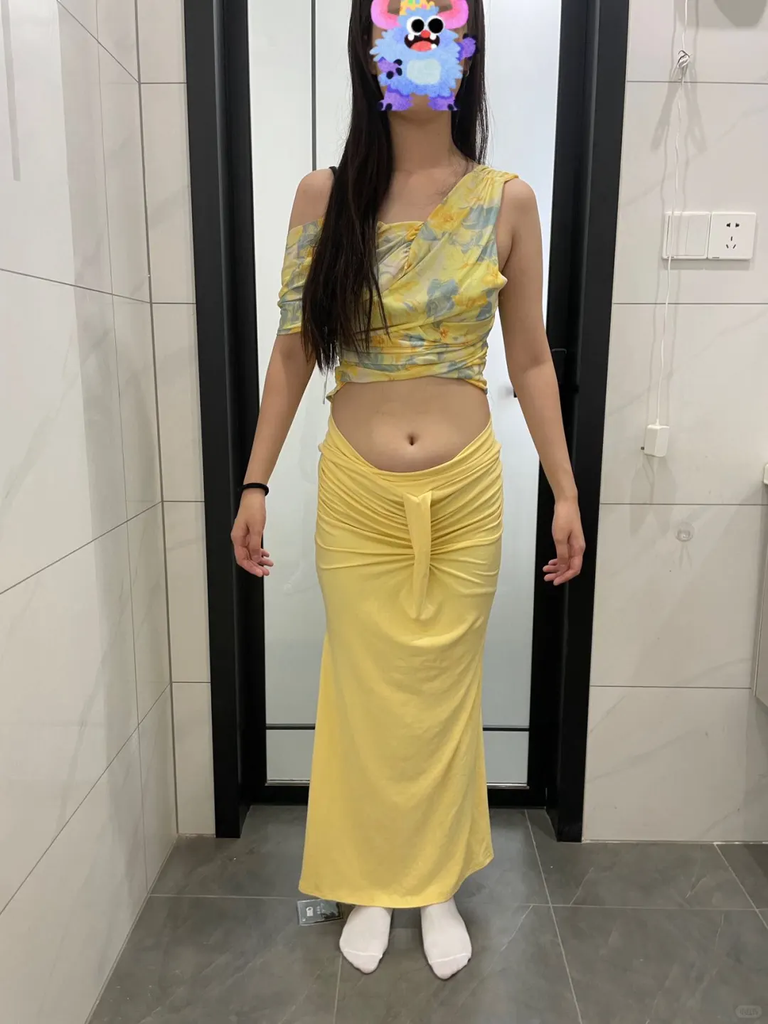 被朋友偷拍了！还以为我穿上很好看