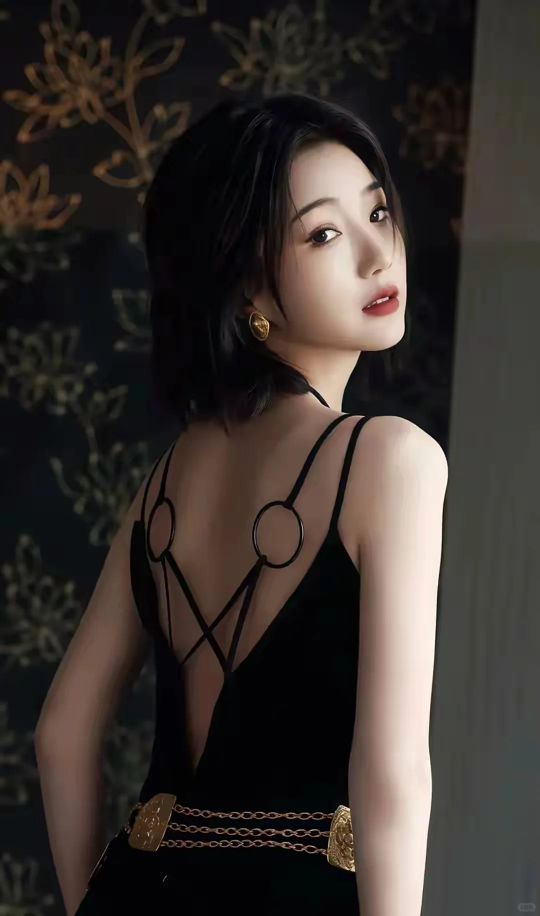 毛晓彤:可爱的另一面，性感！