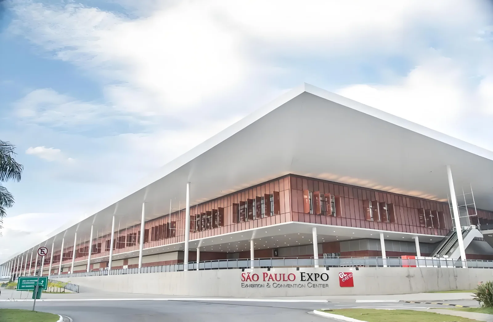 SAIPWELL参加巴西国际电力展FIEE 2025