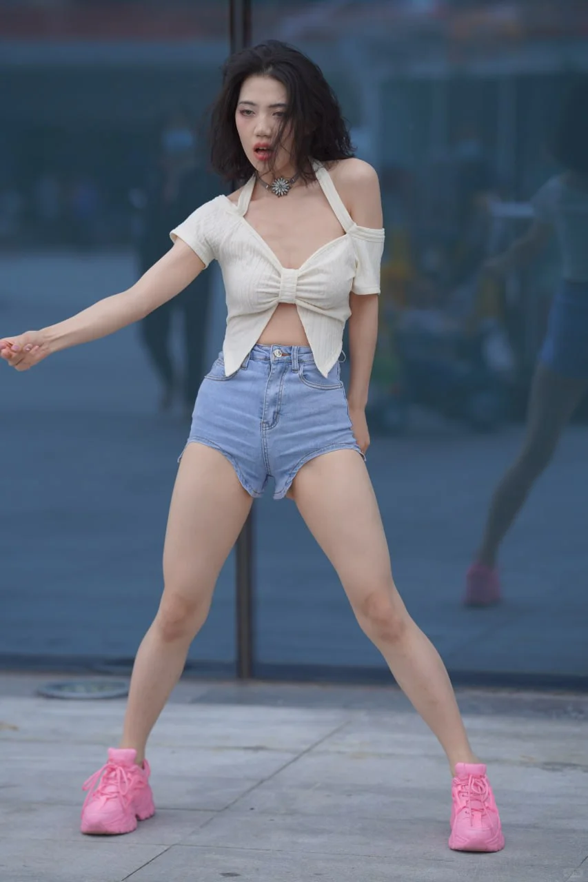 谁练了都好看！瑜伽女孩