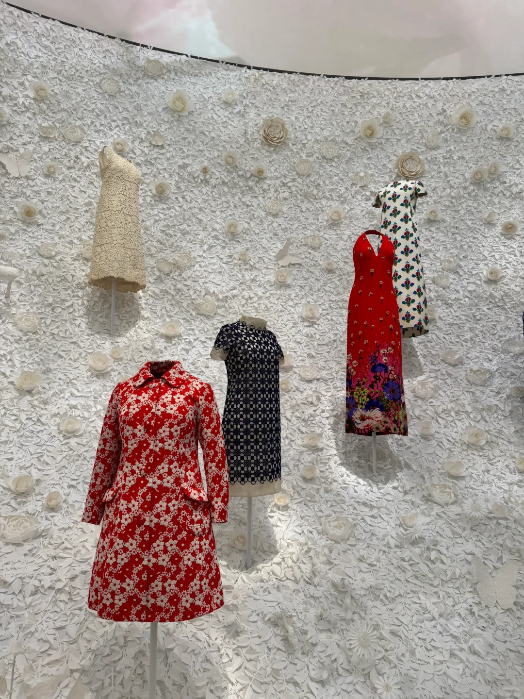 一不小心走进了Dior的时装世界