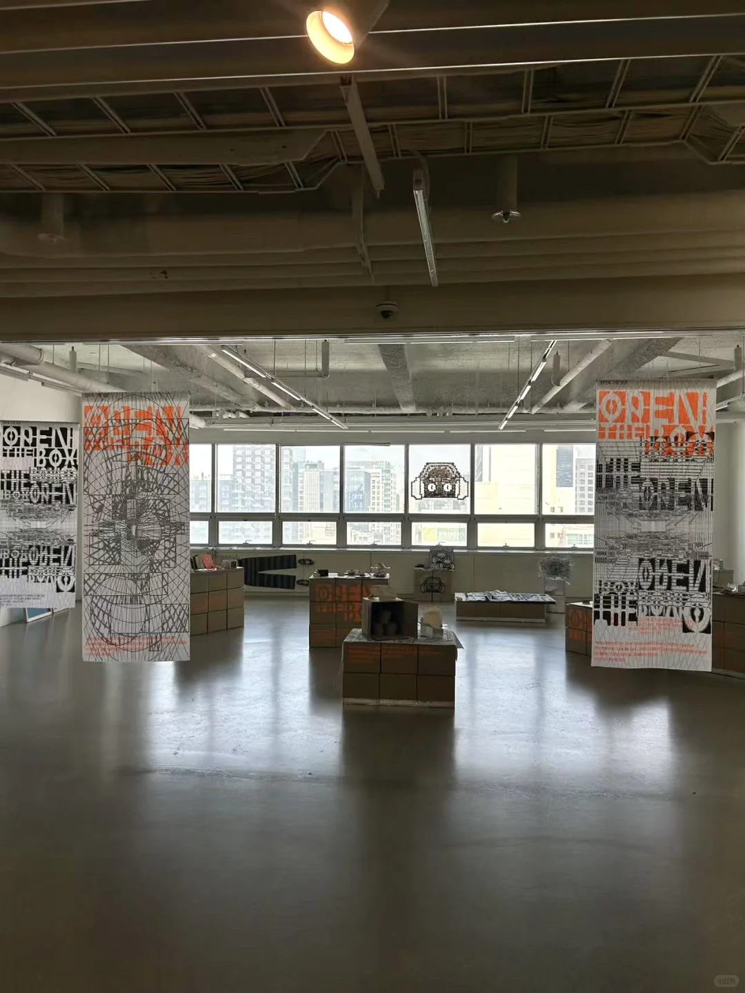 ??弘益大学｜视觉传达系 作业课题展