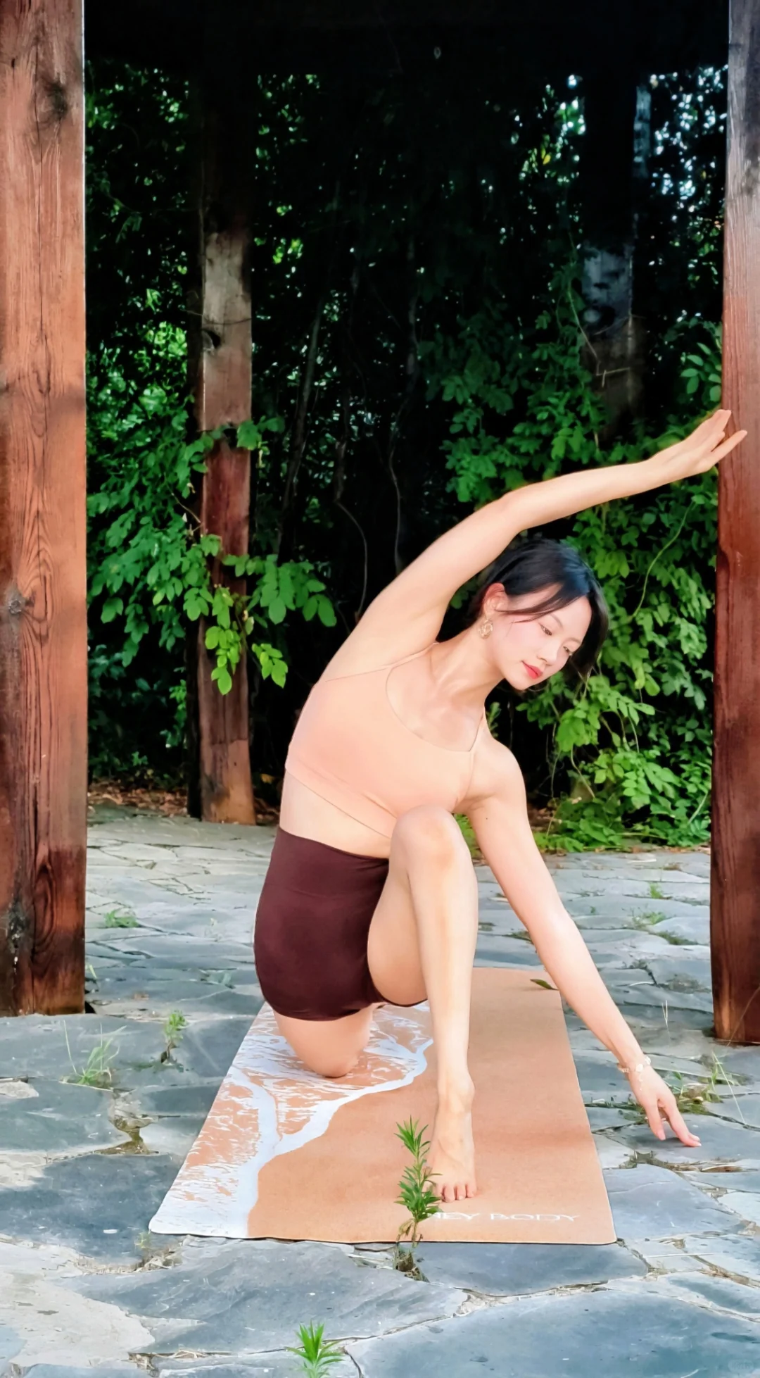 瑜伽服与秋意的融合