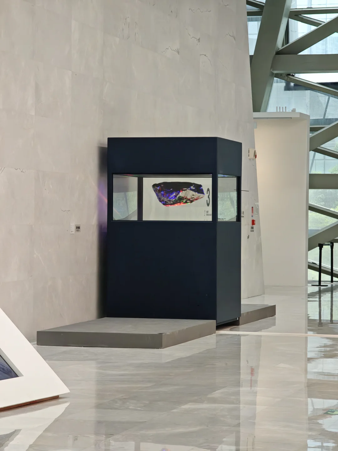 深圳新展｜馆藏级艺术展，艺术建筑双重暴击