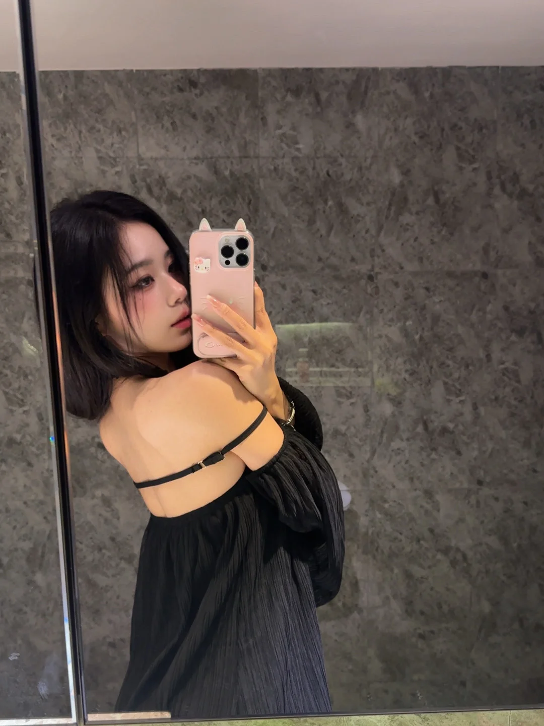 朋友说我又有点人妻纯欲感……