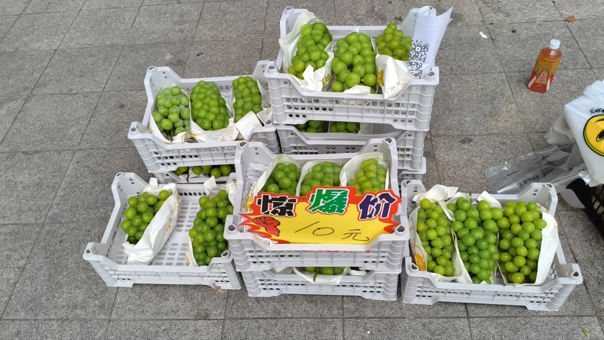 做社区团购第一天加了30多个邻居