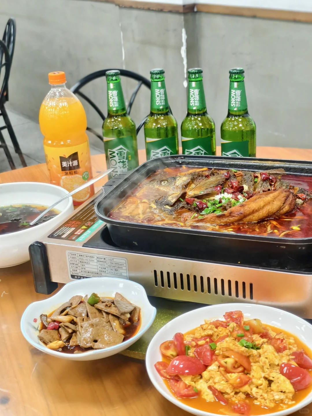 79元四人餐？顾客赚大发，老板是慈善家？！