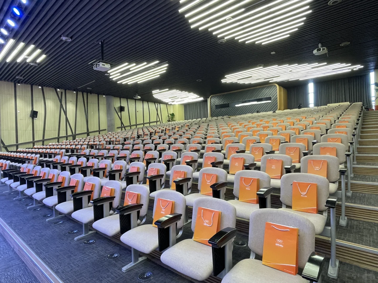 杭州阿里总部跨境电商峰会来喽!!!