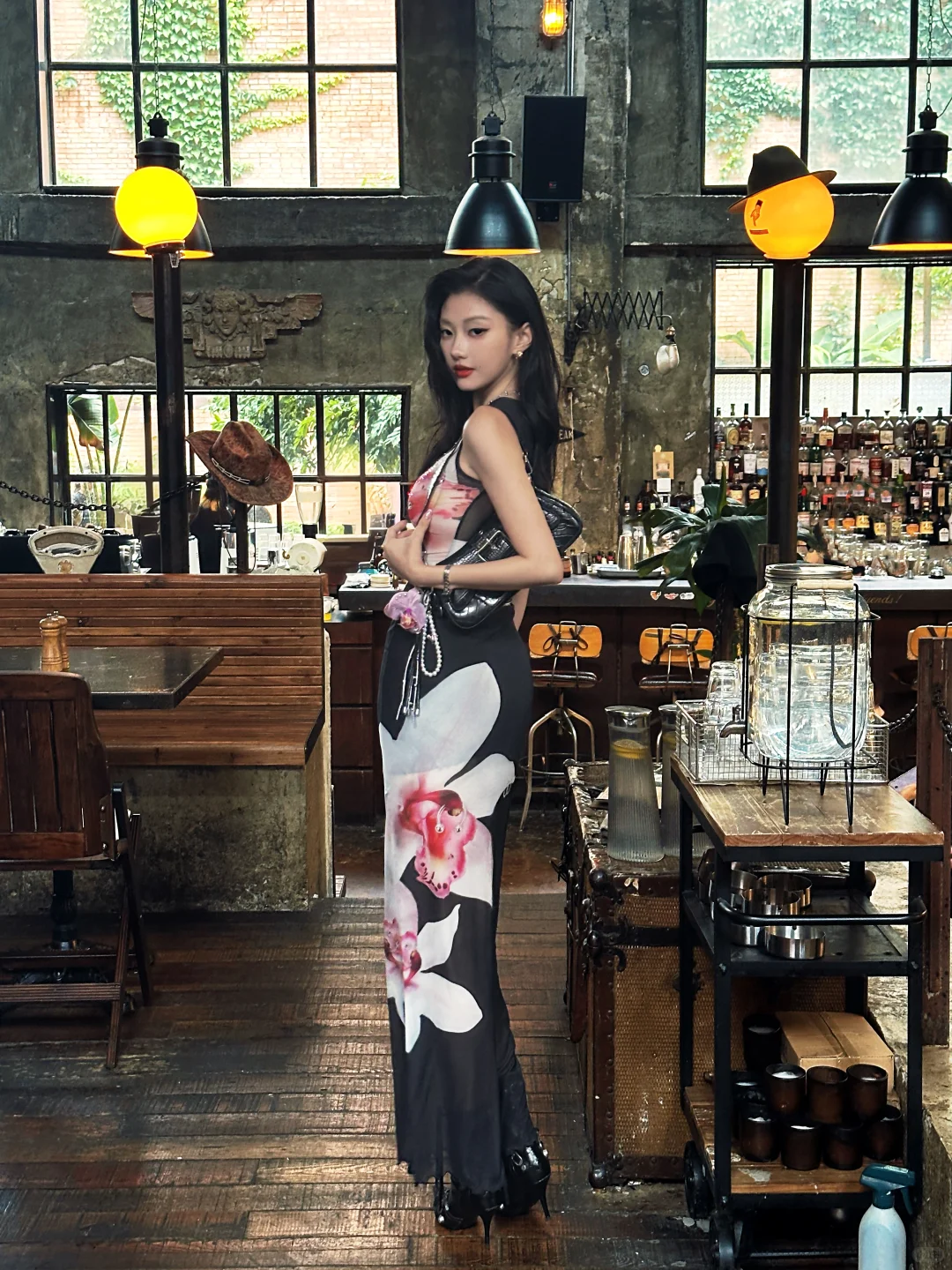 你别紧张啊 我又不是什么好人?