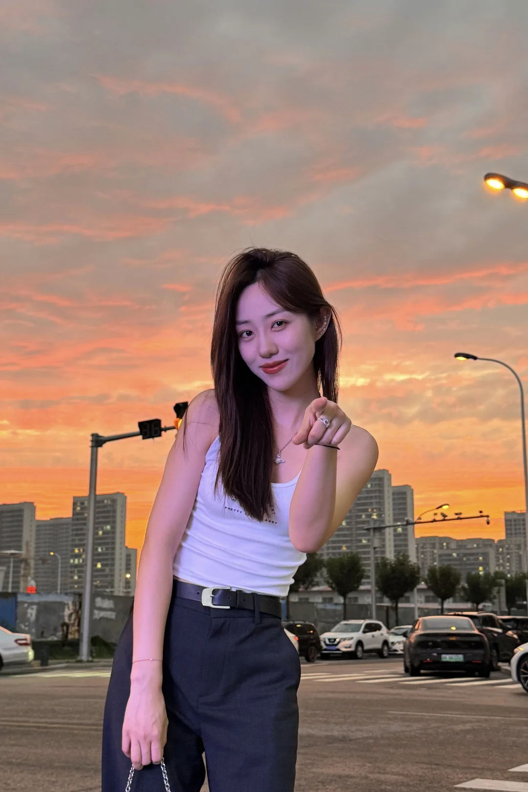 随机抓走一个 就你了??