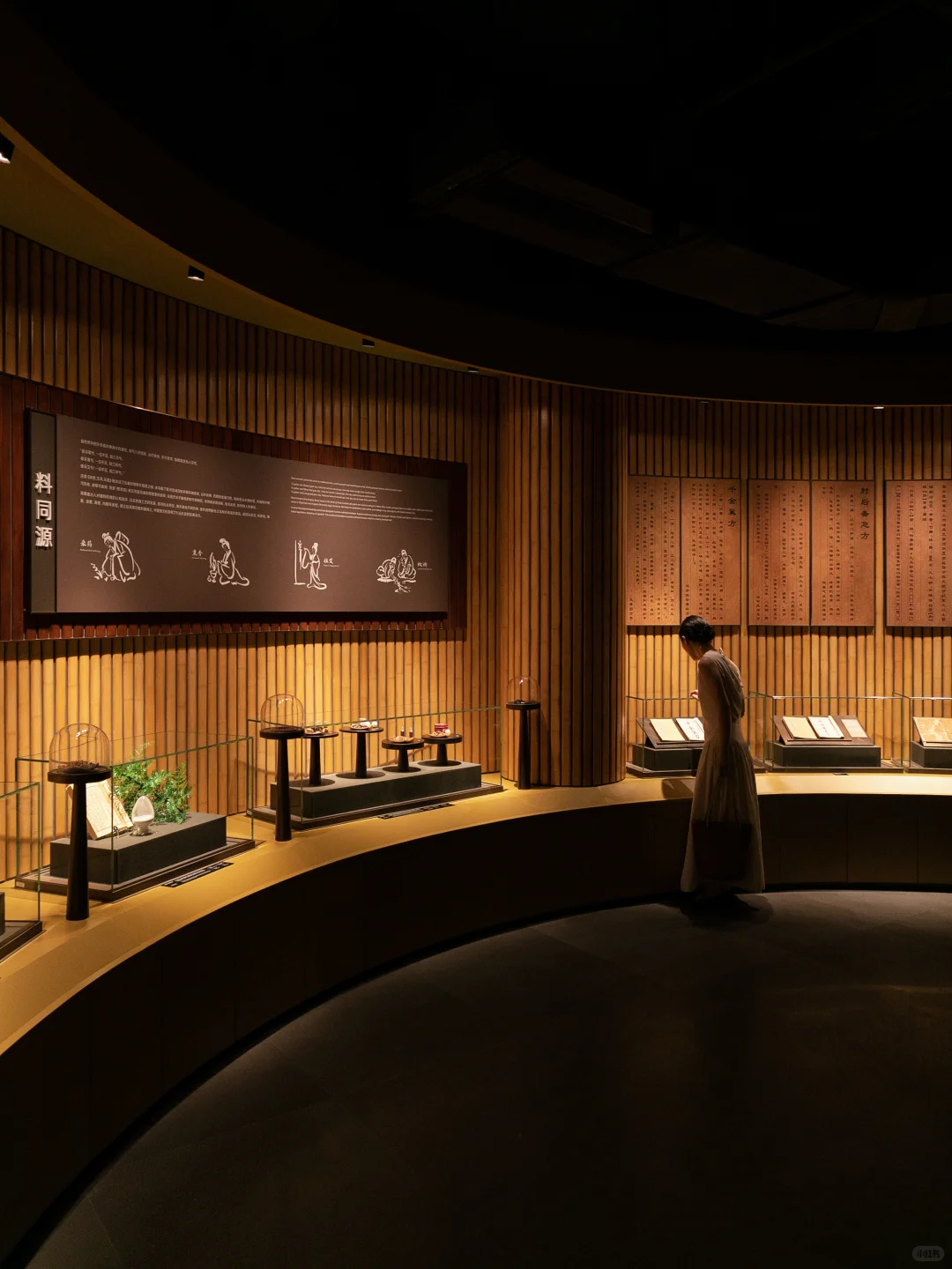 ✨广州新地标丨走进了由香气织就的时空隧道～