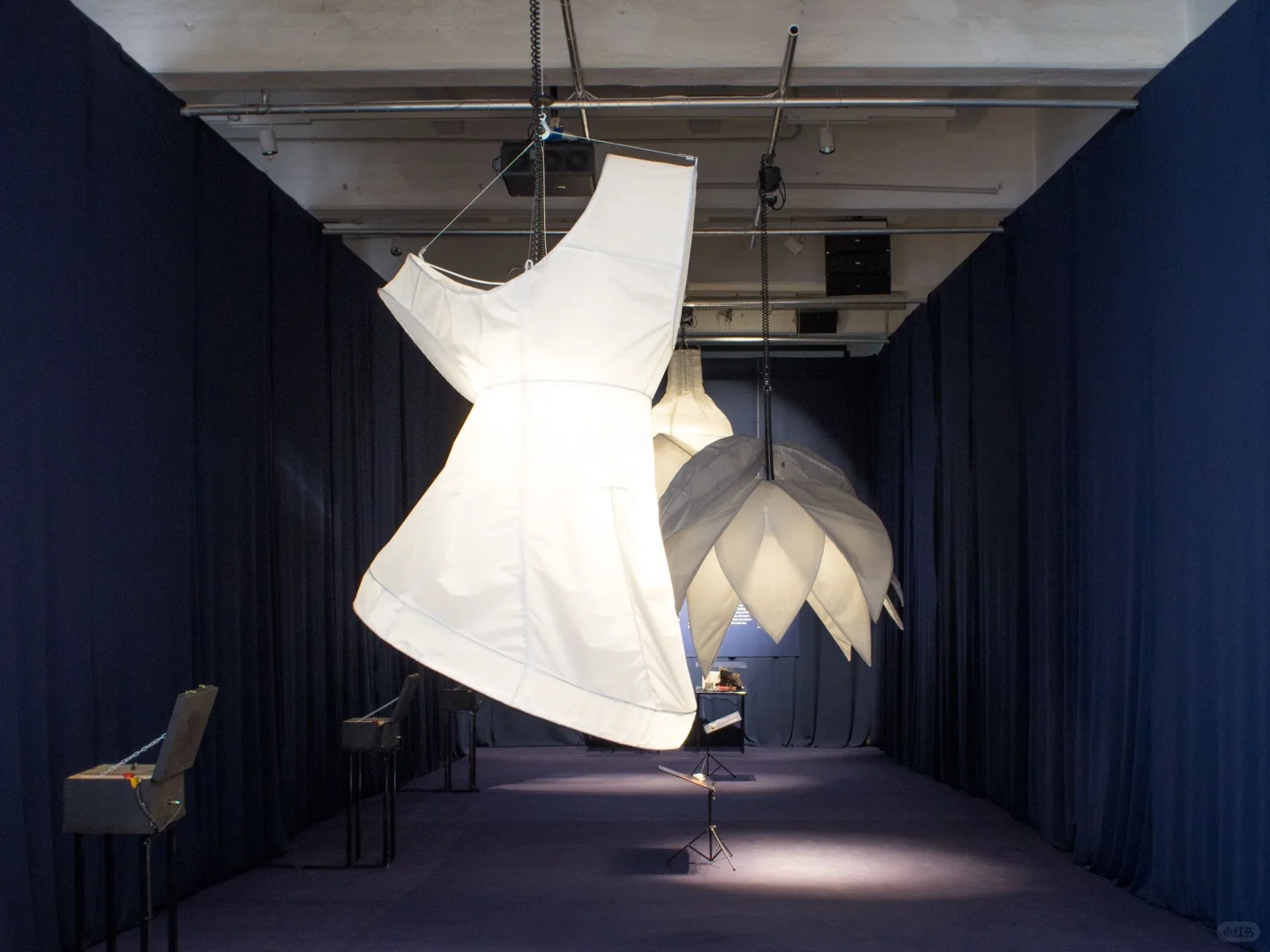 面料艺术化趋势｜谁说美术馆只能看展了?