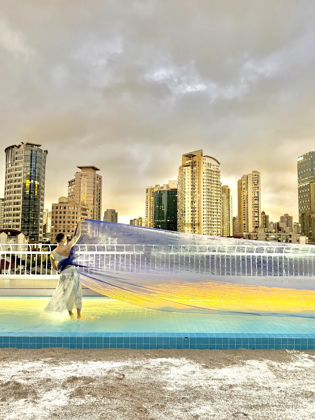 上海新展｜?️度假风拉满的屋顶展来啦！?