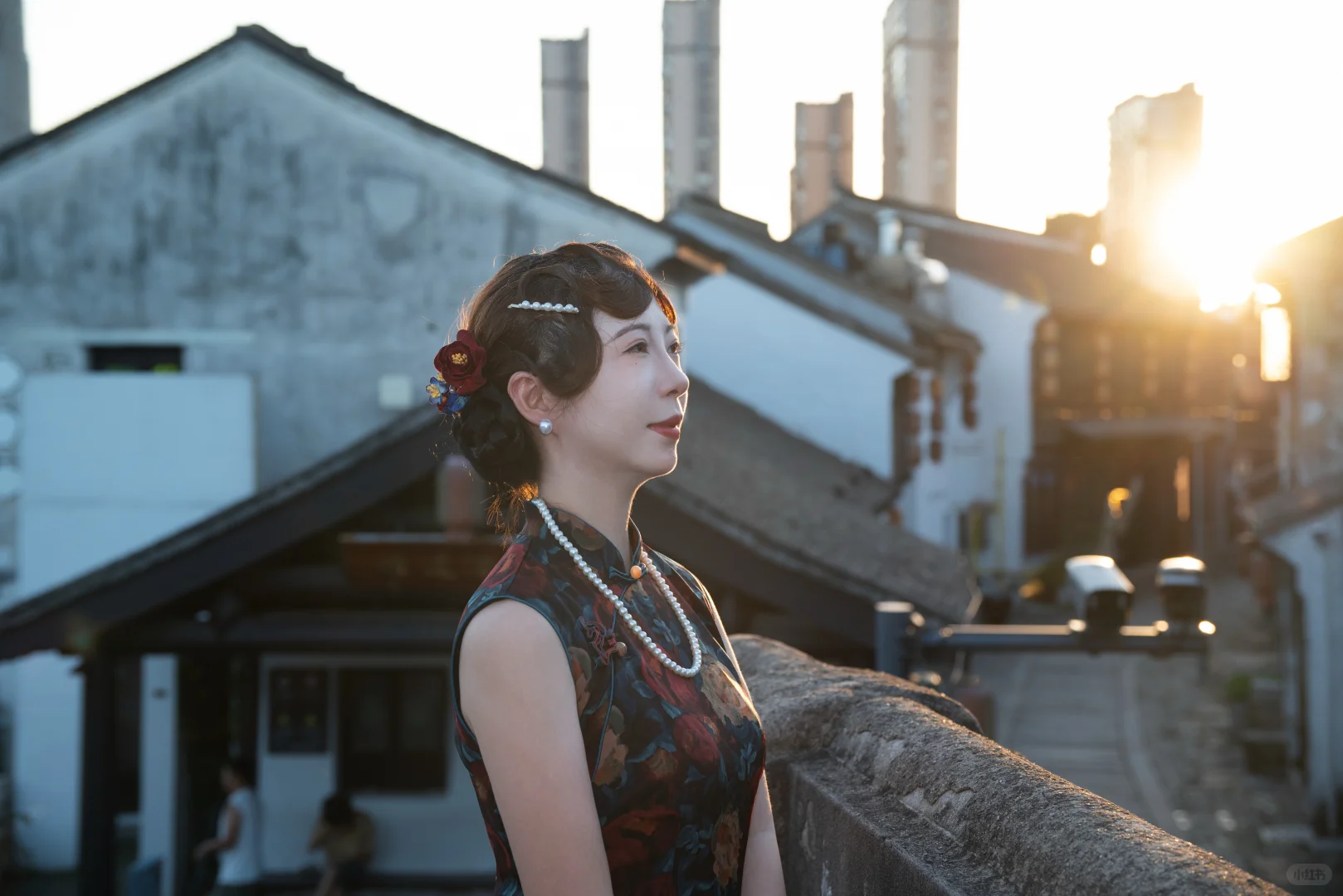 浮生若梦，为欢几何，人生总得要拍一次旗袍