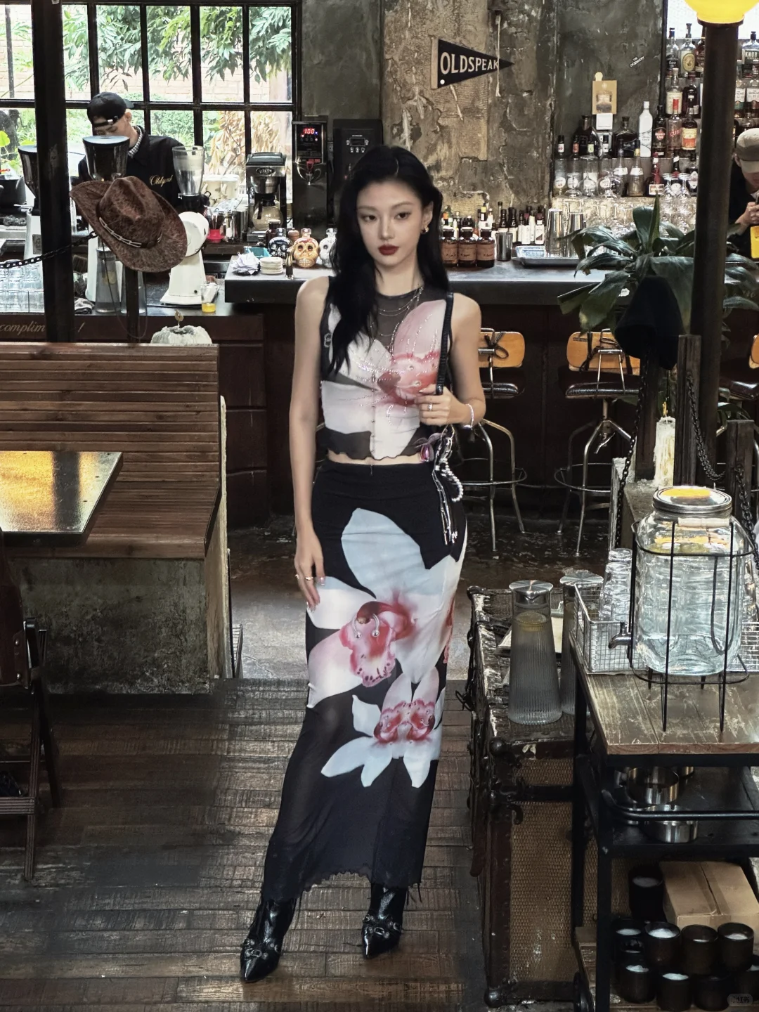 你别紧张啊 我又不是什么好人?