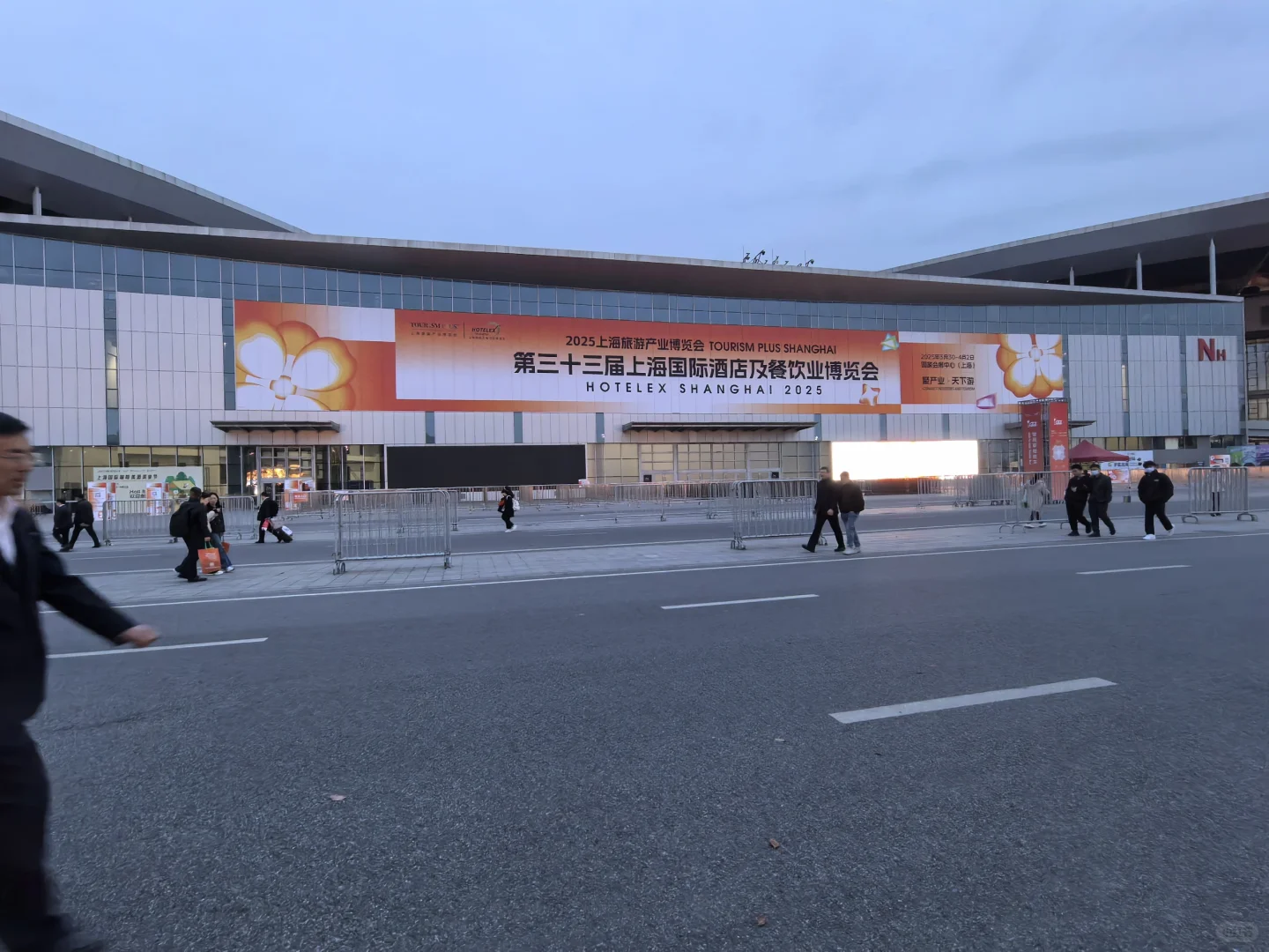 这个主办坏透顶了 好黑呀 搭建压缩时间