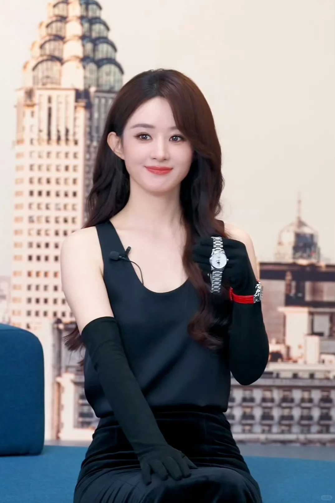 赵丽颖浪琴直播造型，长发妩媚动人❤️