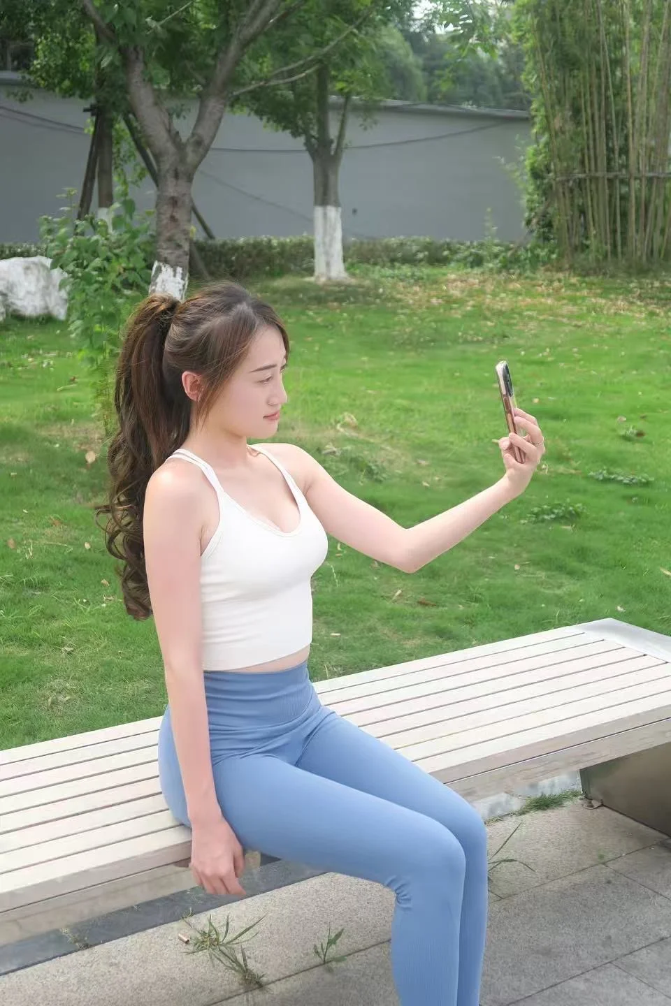 有被这个瑜伽裤美到！～～