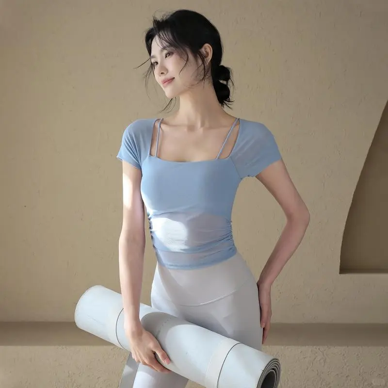 运动也要美美的?瑜伽服显瘦又气质?