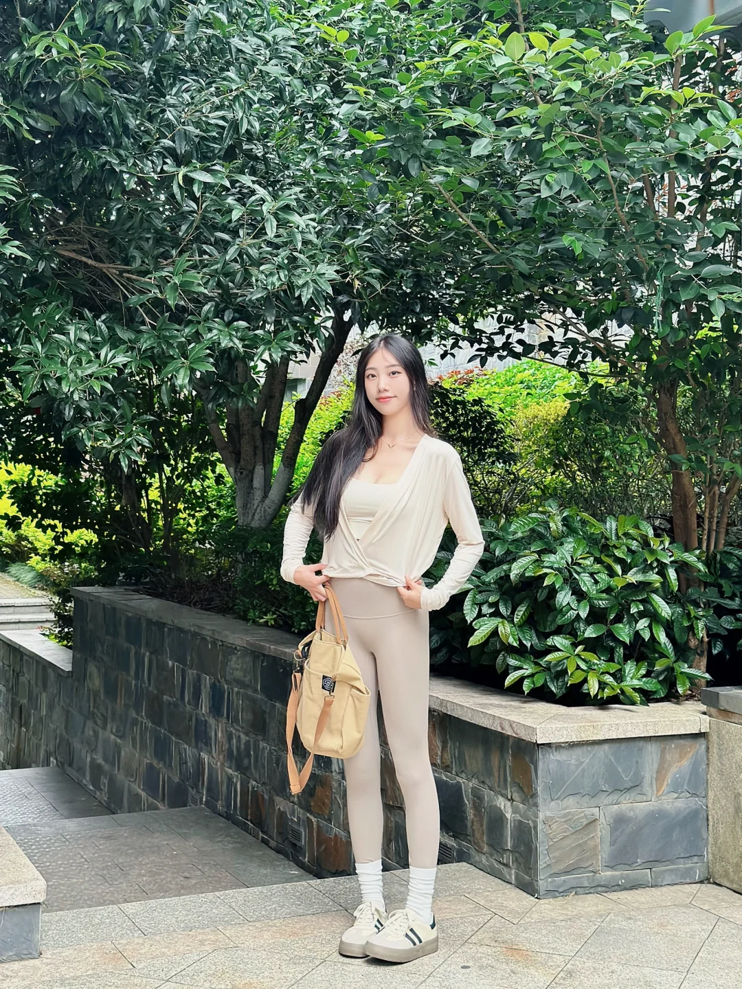 舒服又时髦的瑜伽服来了～