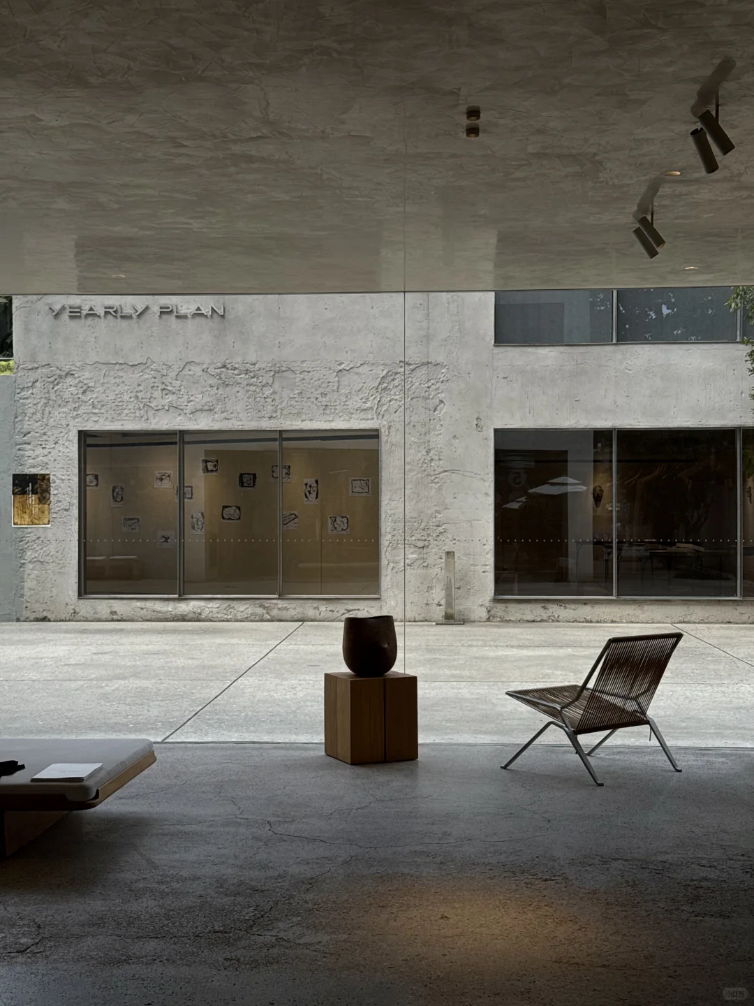 在美丽空间里看两个新展