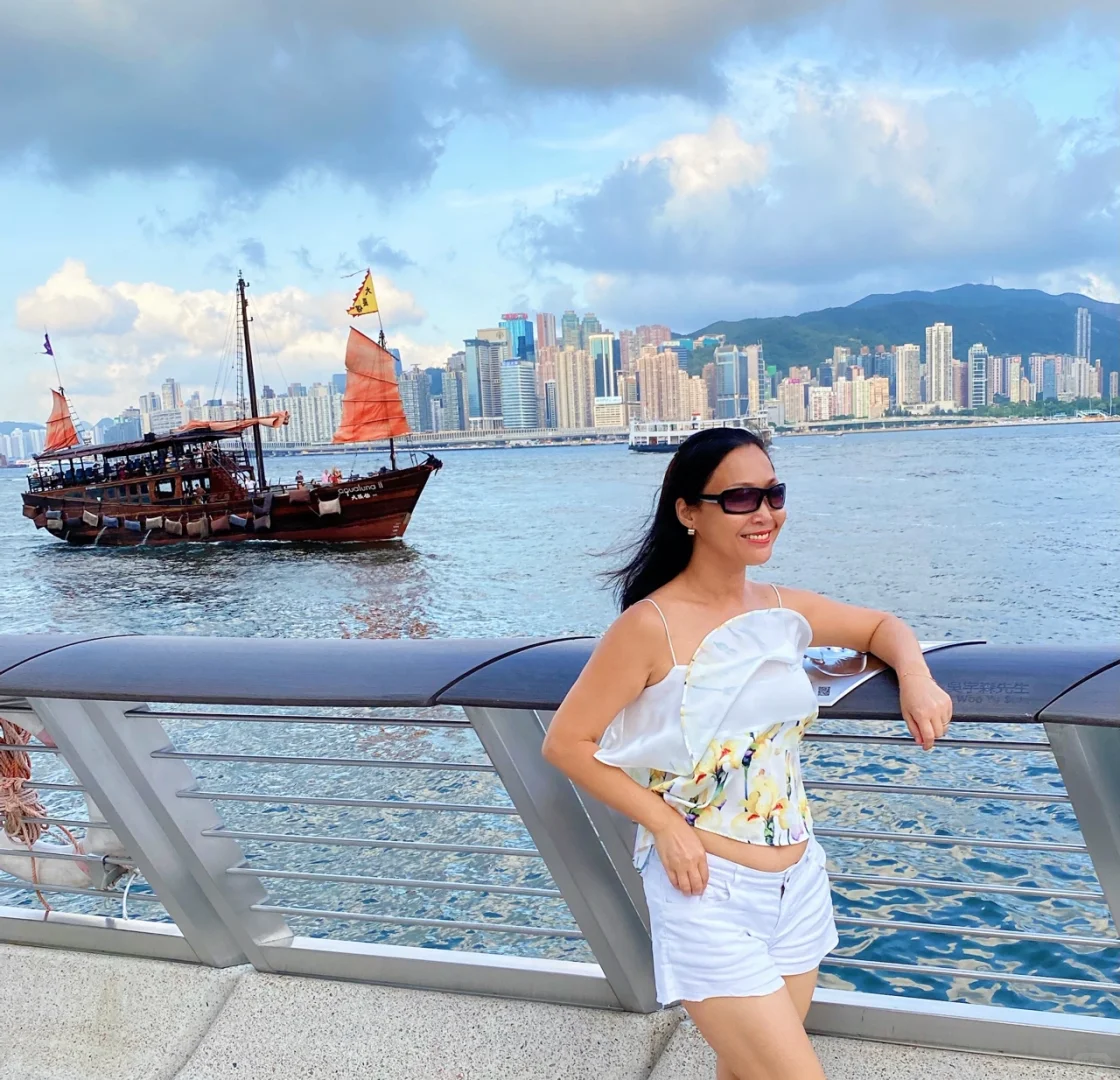 “穿衣自由”和“穿衣得体”并非双标