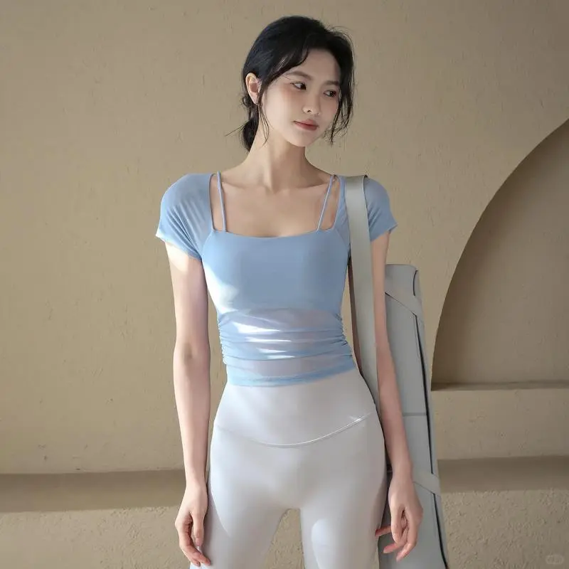 运动也要美美的?瑜伽服显瘦又气质?