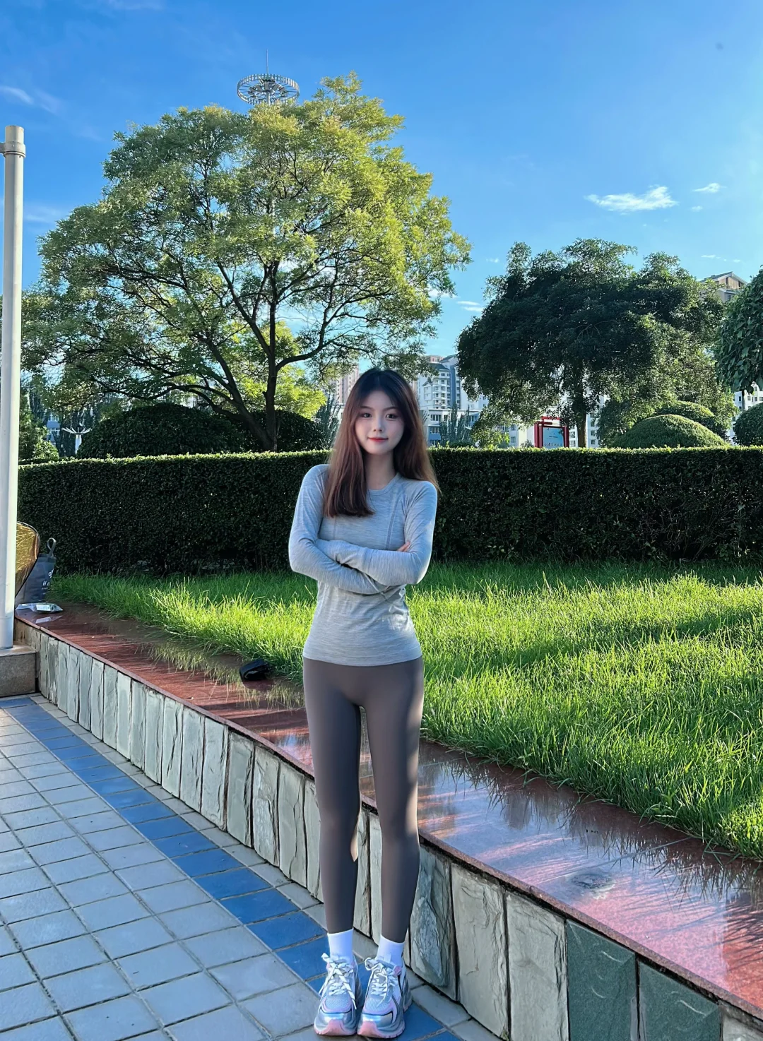 穿上瑜伽服，迎接充满活力的自己