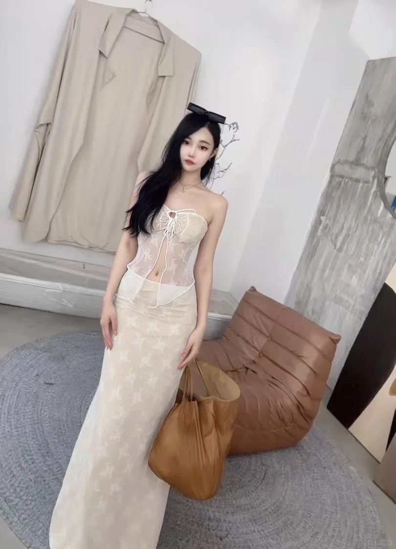 只有第四五套是我自己的衣服 其它全是换装