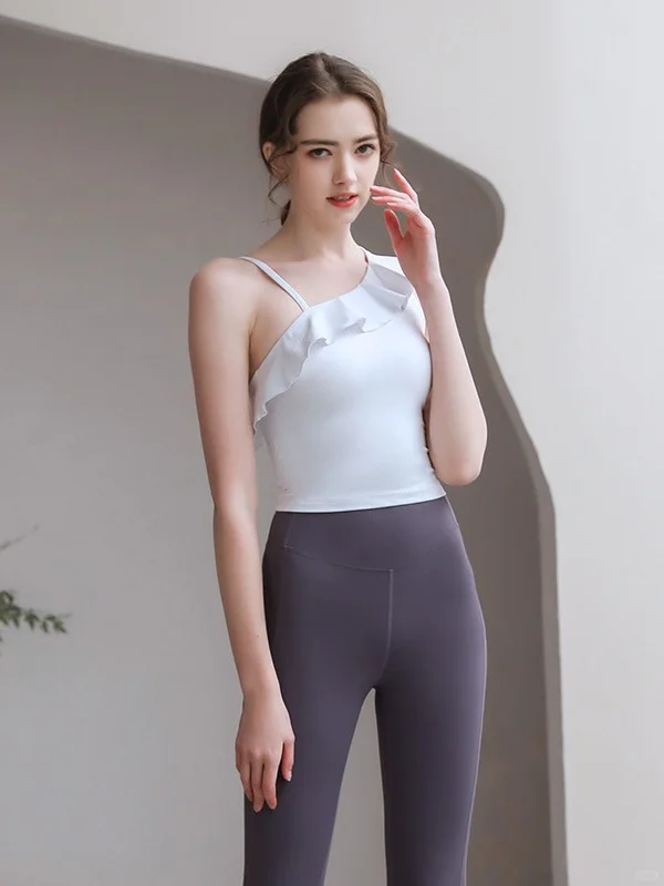瑜伽服这样穿，拍照超好看！
