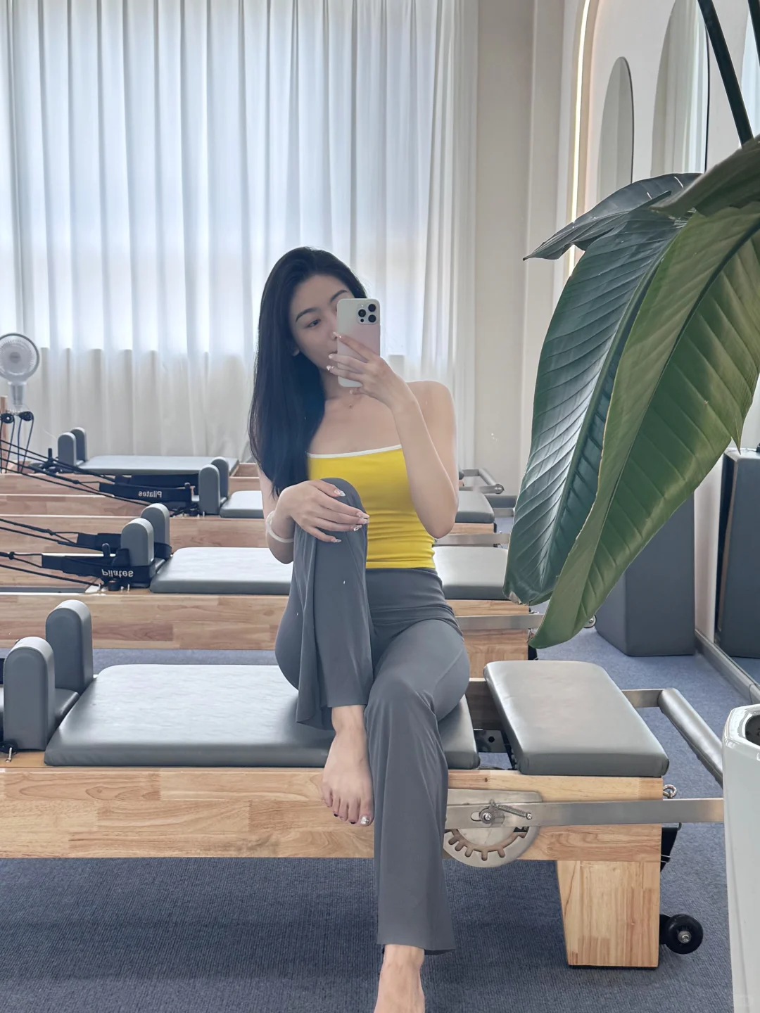 有没有需要拍瑜伽服的呀