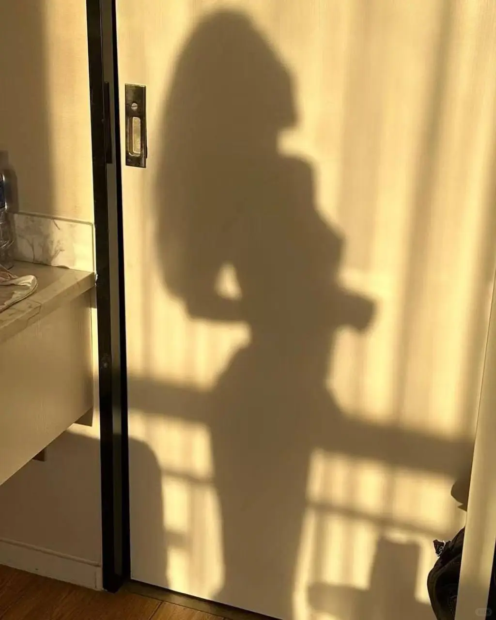 留下你在阳光下最美的照片吧?