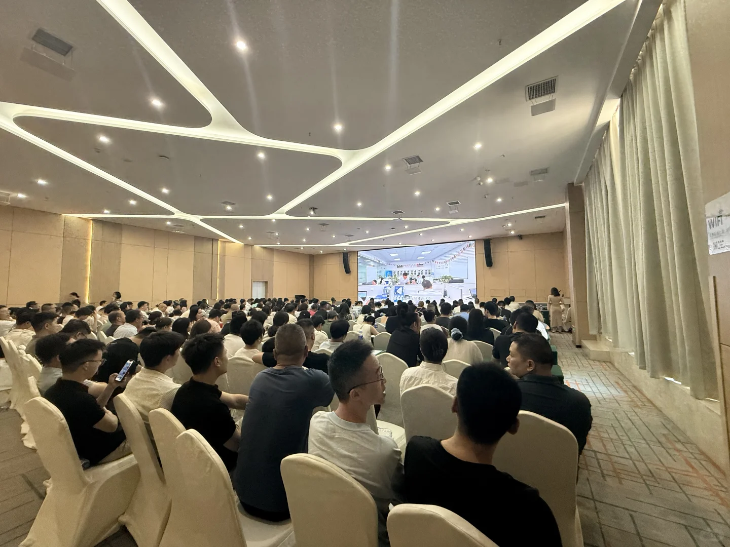 跨境电商 热卖全球